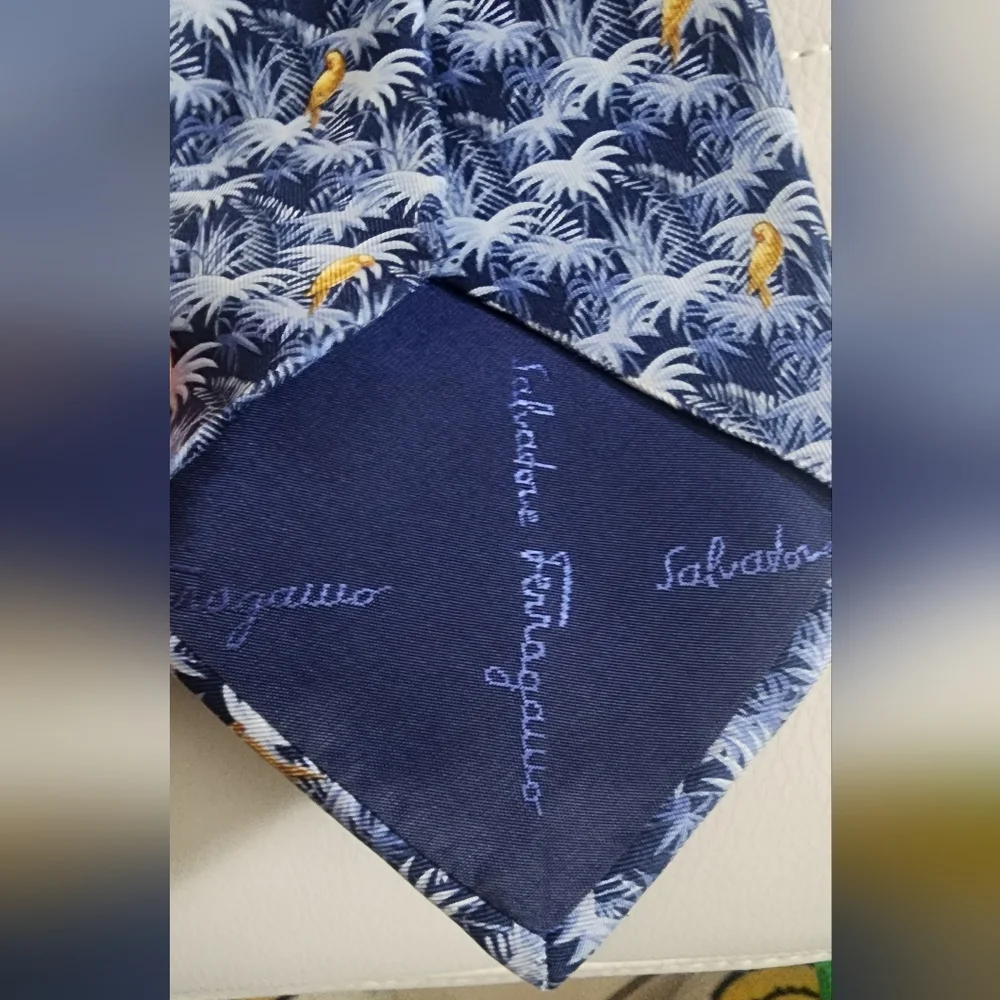 Salvatore Ferragamo Blue Palm-Print Silk Tie for Men, Length:‎ 45